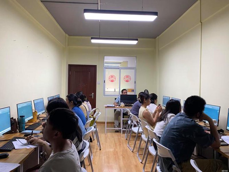 信息技术的未来方向：信息化解决方案引领革新